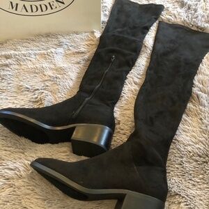 Never used Steve Madden Gabriana boots
